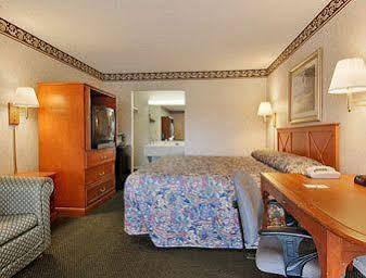 Rodeway Inn Leesburg Chain Of Lakes Екстер'єр фото